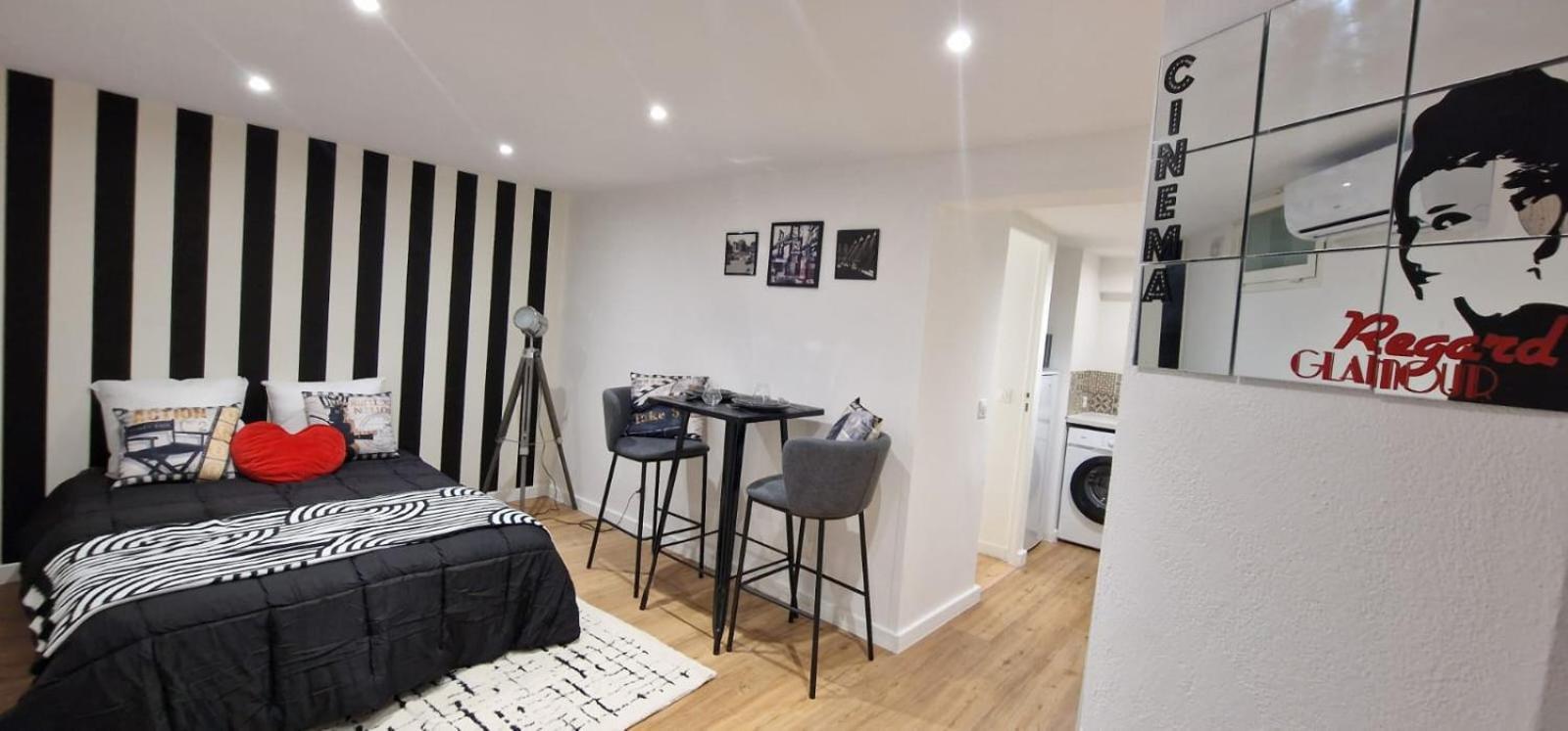 Cine Chic Sous La Promenade Appartement *